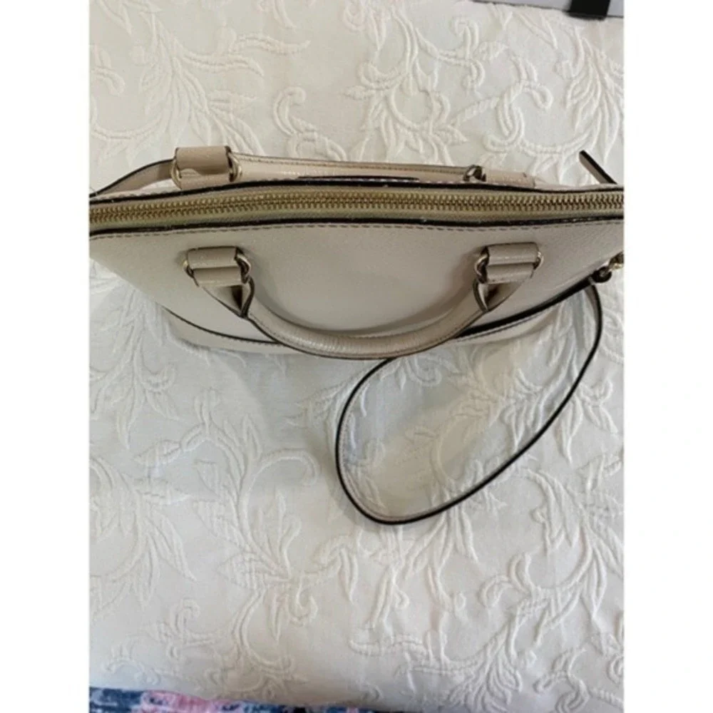 Kate Spade Designer Bag Cream Pebbled Leather Satchel Crossbody Cedar Street‎